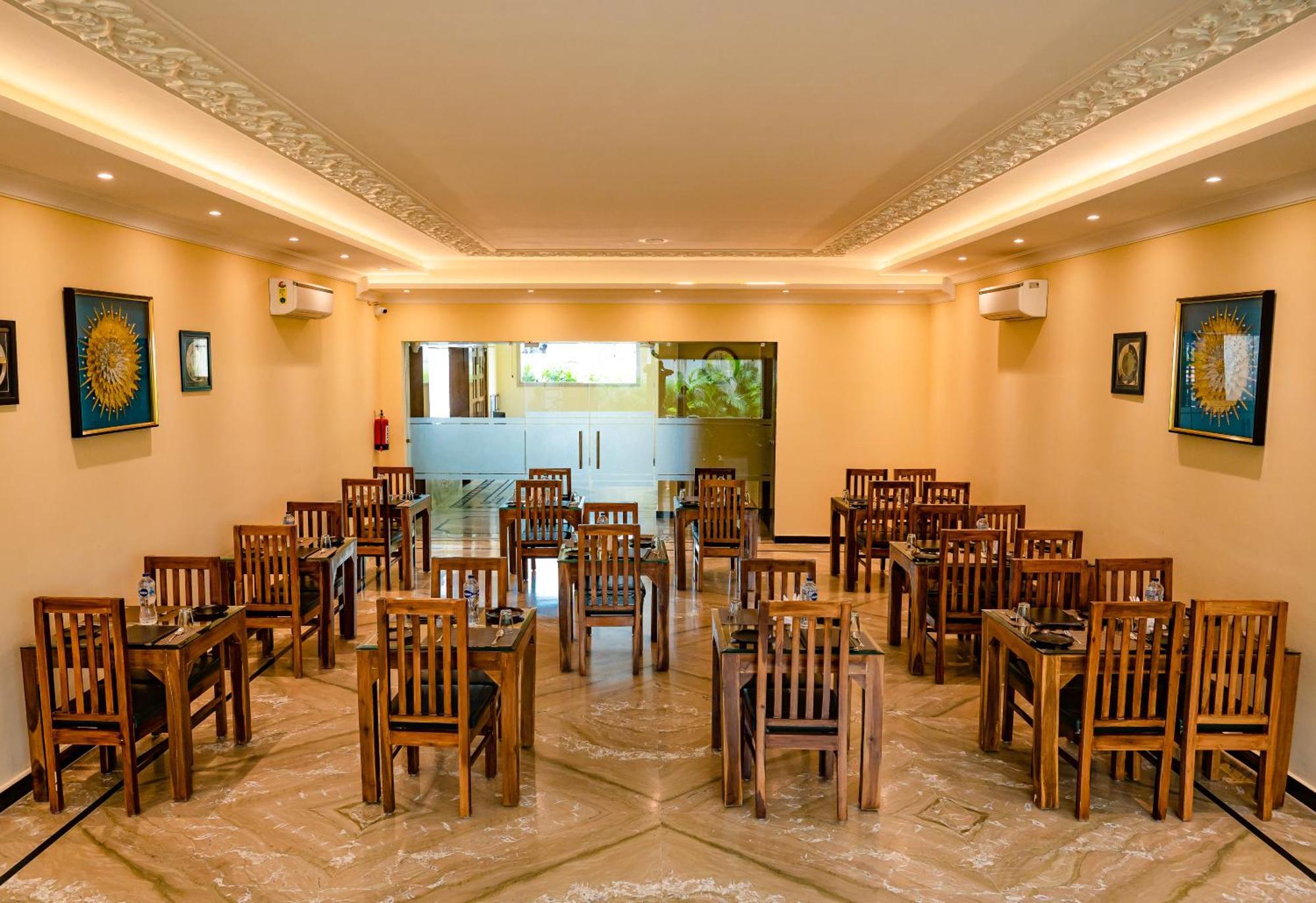Amritara Ramila Kutir Hotel Ayodhya Exterior foto