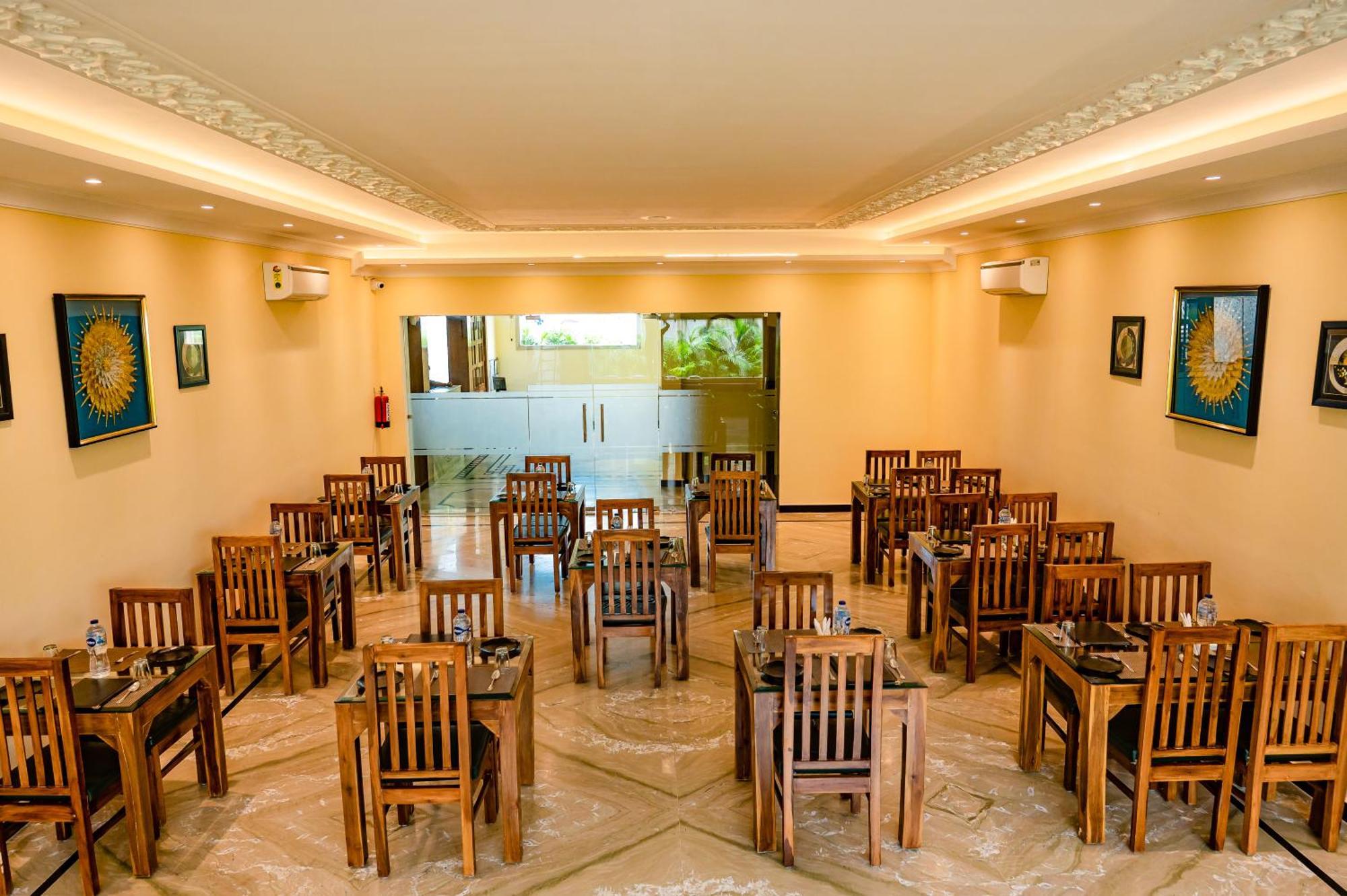 Amritara Ramila Kutir Hotel Ayodhya Exterior foto