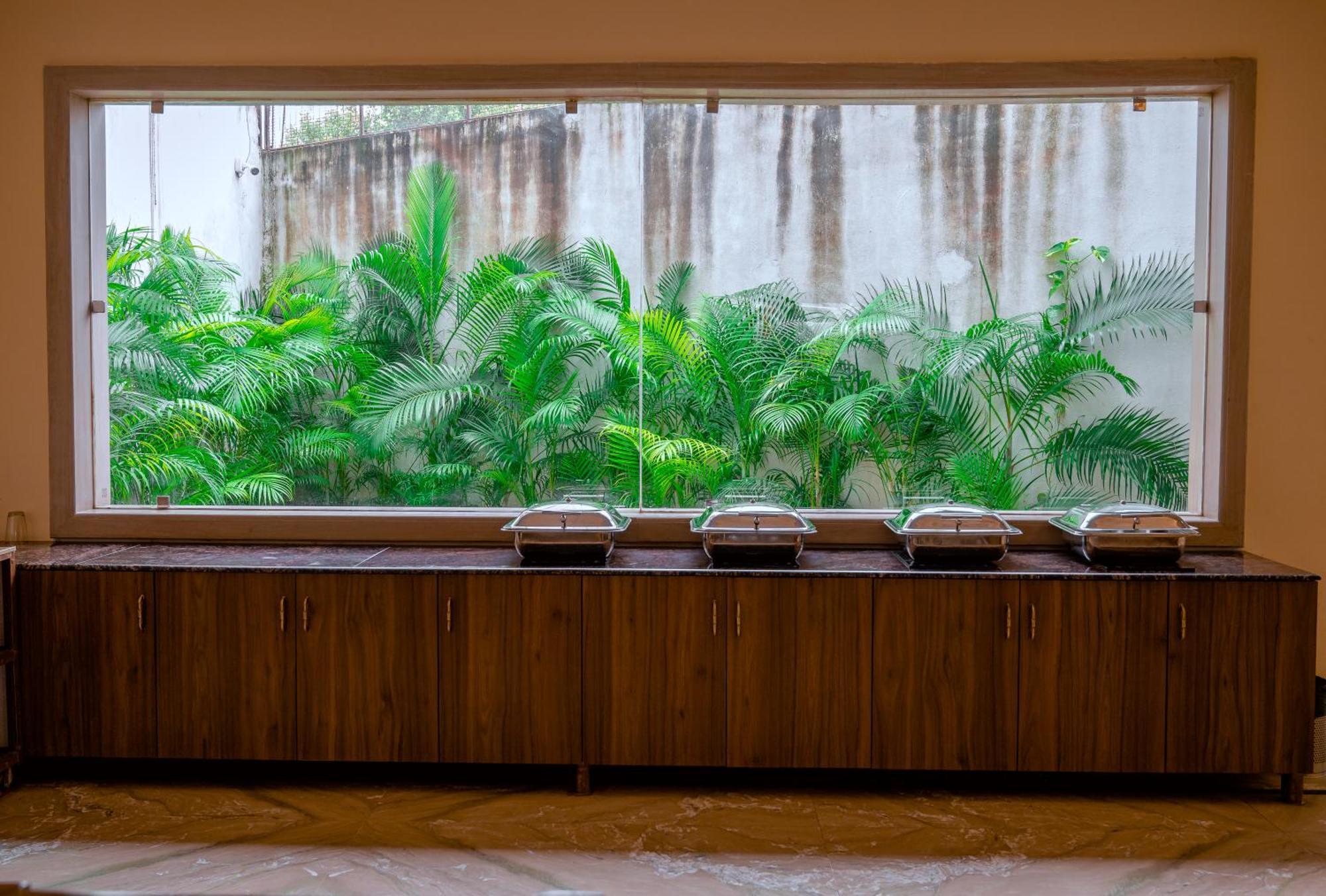 Amritara Ramila Kutir Hotel Ayodhya Exterior foto