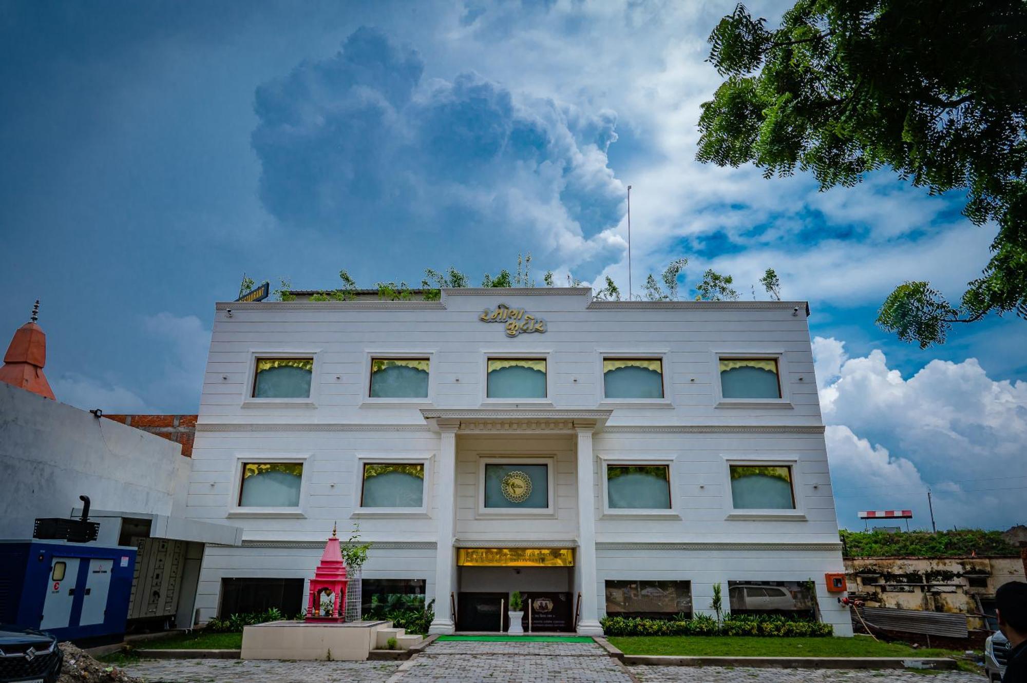 Amritara Ramila Kutir Hotel Ayodhya Exterior foto