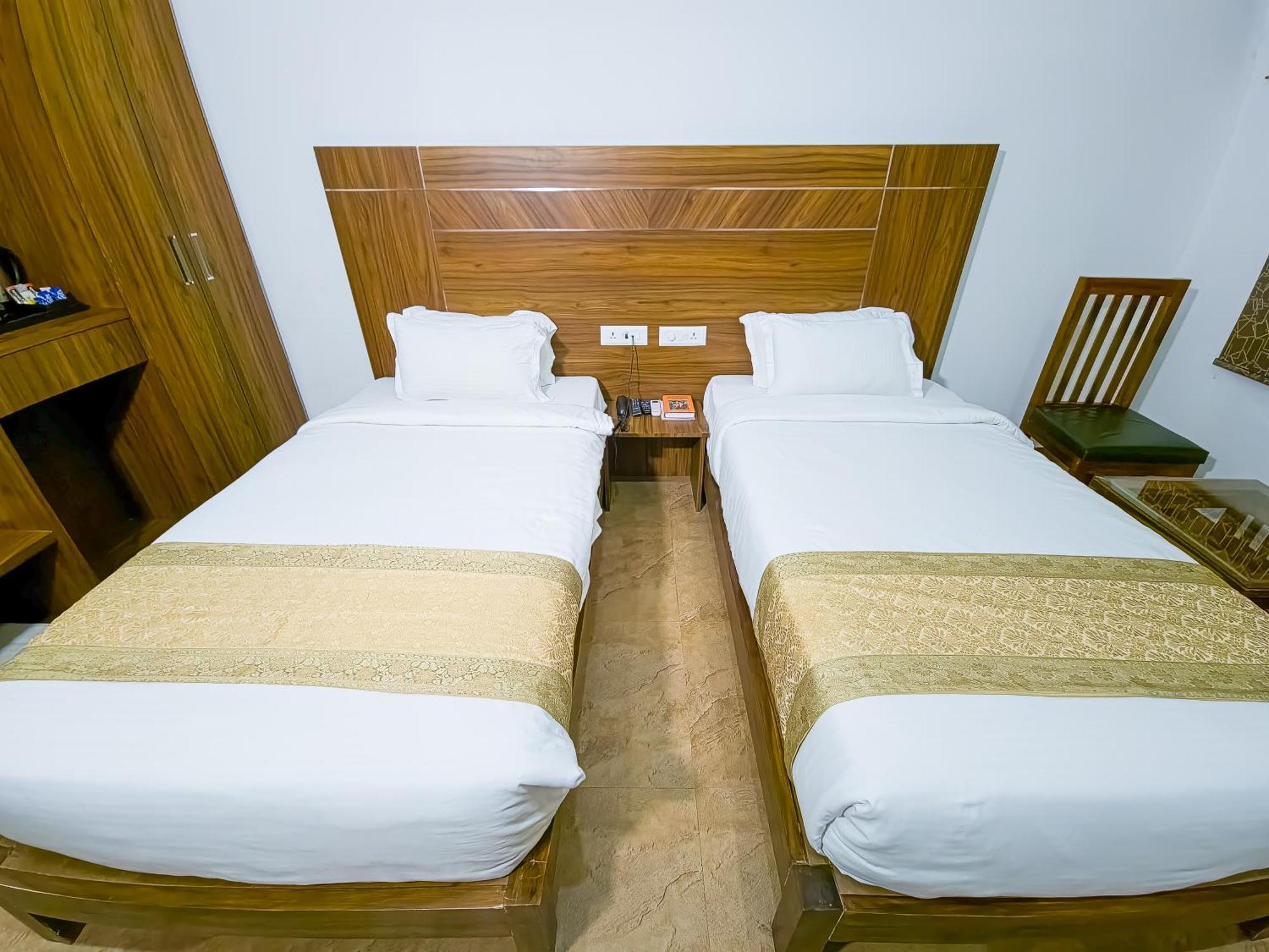 Amritara Ramila Kutir Hotel Ayodhya Exterior foto